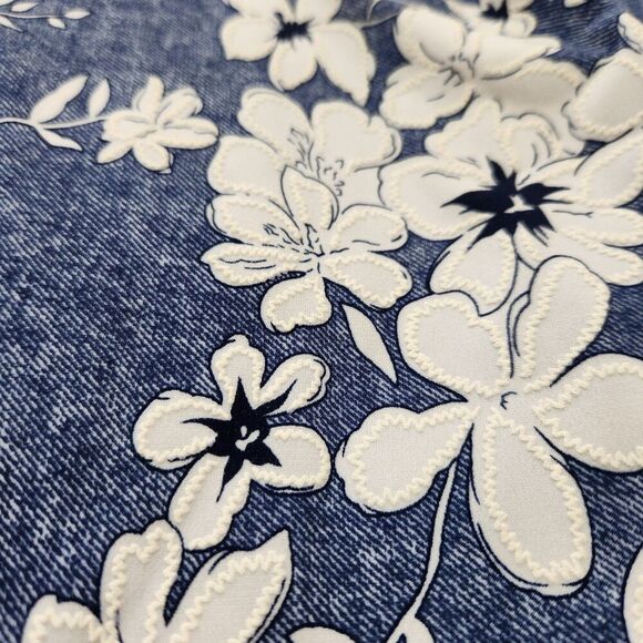 Floral Top For Women Size Medium Blue Floral Ruffle Front Short Sleeve - Picture 11 of 11